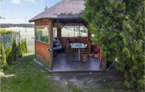 2 Bedroom Amazing Apartment In Stezyca, Delowo